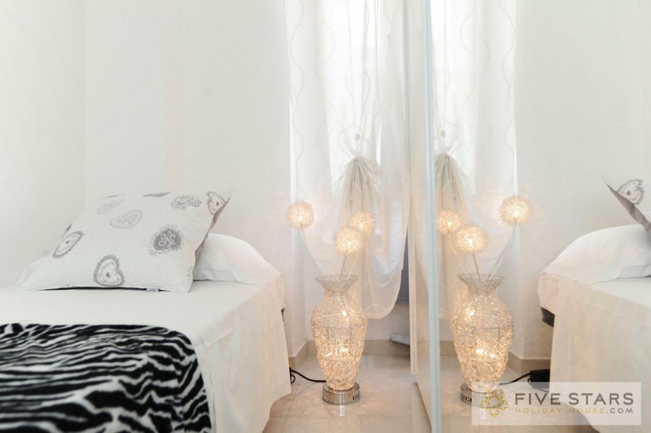 Mini Suite Bijou - Five Stars Holiday House ニース エクステリア 写真